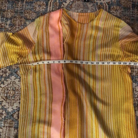 Vintage Robe - Picture 4 of 6